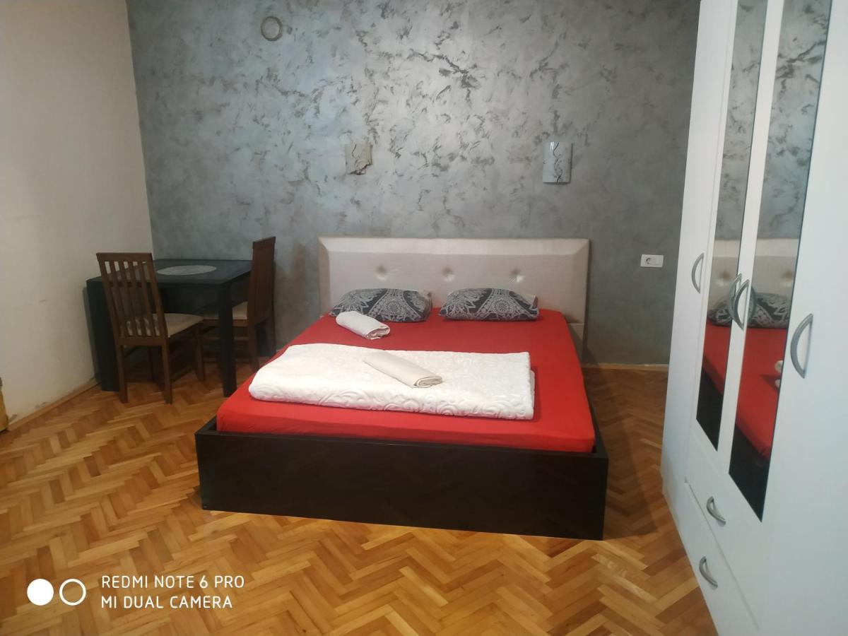 Old Town Podgorica Apartments Eksteriør billede